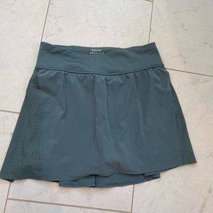 The Get Moving Skort SPANX® Size S